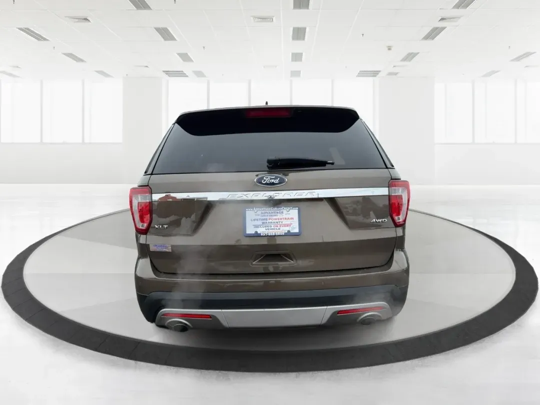 2016 Ford Explorer XLT (1FM5K8D89GG) with an EcoBoost 2.3L I-4 gasoline direct injection engine, located at 1951 S Dayton Lakeview Rd., New Carlisle, OH, 45344, (937) 908-9800, 39.890999, -84.050255 - Looking for a versatile and reliable vehicle that can accommodate your family adventures, weekend getaways, and daily commutes? Look no further than the 2016 Ford Explorer XLT, available now at Advantage Car and Credit in New Carlisle, OH. With a spacious interior and advanced technology features, t - Photo#3