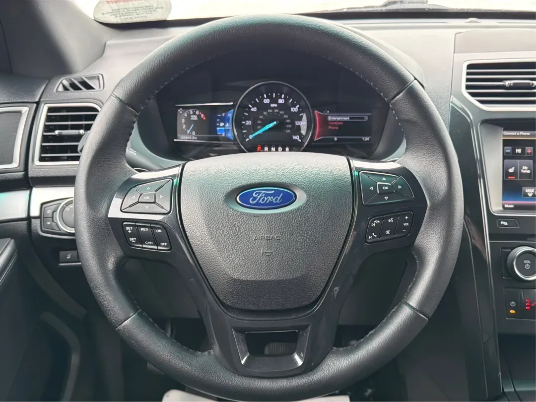 2016 Ford Explorer XLT (1FM5K8D89GG) with an EcoBoost 2.3L I-4 gasoline direct injection engine, located at 1951 S Dayton Lakeview Rd., New Carlisle, OH, 45344, (937) 908-9800, 39.890999, -84.050255 - Looking for a versatile and reliable vehicle that can accommodate your family adventures, weekend getaways, and daily commutes? Look no further than the 2016 Ford Explorer XLT, available now at Advantage Car and Credit in New Carlisle, OH. With a spacious interior and advanced technology features, t - Photo#16