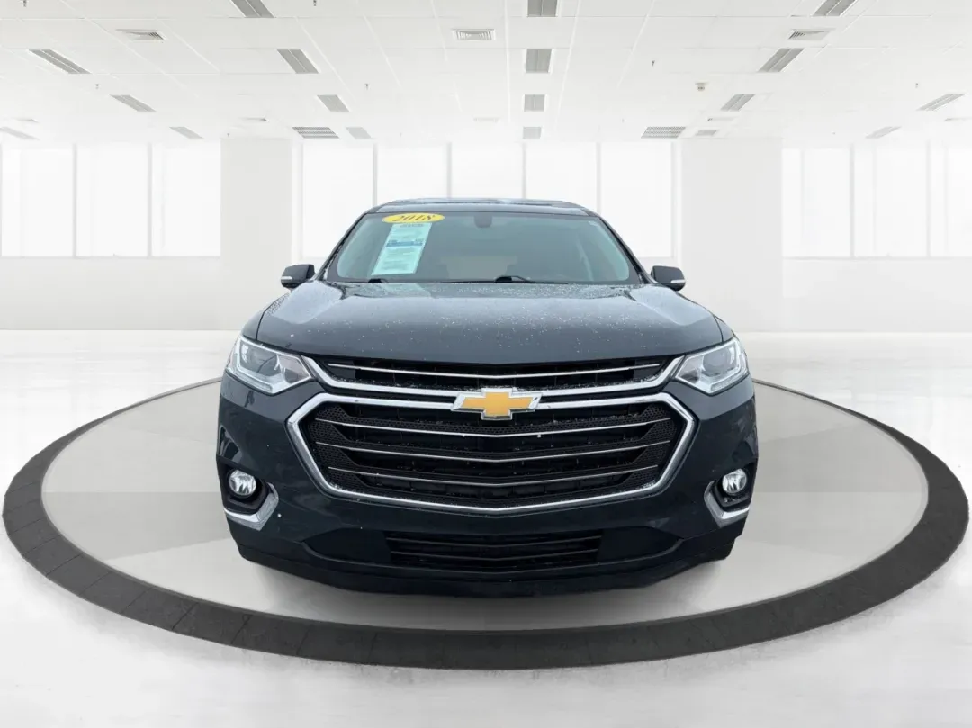 2018 Chevrolet Traverse 1LT (1GNERGKW2JJ) with an 3.6L V-6 gasoline direct injection engine, located at 1951 S Dayton Lakeview Rd., New Carlisle, OH, 45344, (937) 908-9800, 39.890999, -84.050255 - **Conquer Every Adventure with the 2018 Chevrolet Traverse!** <br /> <br /> Are you ready to embark on exhilarating weekend getaways or tackle the daily grind with the perfect blend of comfort and reliability? Look no further than this stunning 2018 Chevrolet Traverse at Advantage Car and Credit in - Photo#7