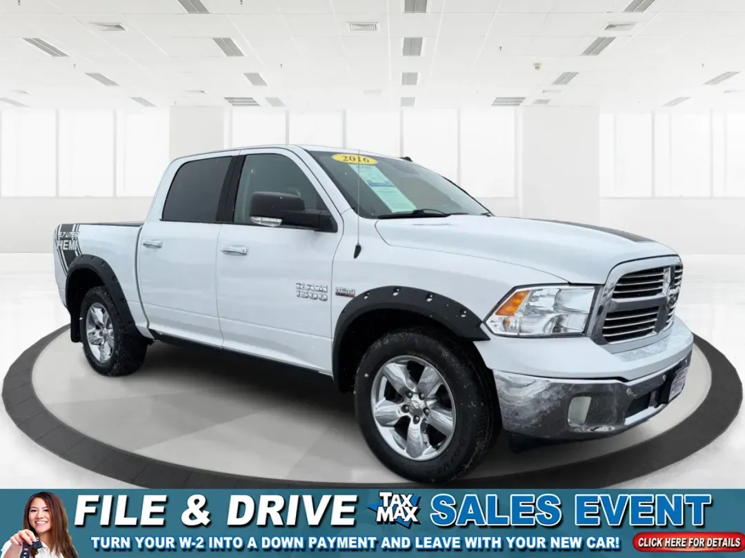 2016 Ram 1500 Big Horn (3C6RR7LT1GG) with an HEMI 5.7L V-8 variable valve control engine, 6A transmission, located at 8750 N County Rd 25A, Piqua, OH, 45356, (937) 908-9800, 40.164391, -84.232513 - ### Unleash Your Adventurous Spirit with the 2016 Ram 1500 Big Horn at Advantage Car and Credit - Piqua!<br /> <br /> Are you searching for the perfect truck that seamlessly combines power, comfort, and reliability for your next weekend getaway or daily commute? Look no further than the 2016 Ram 150 - Photo#0