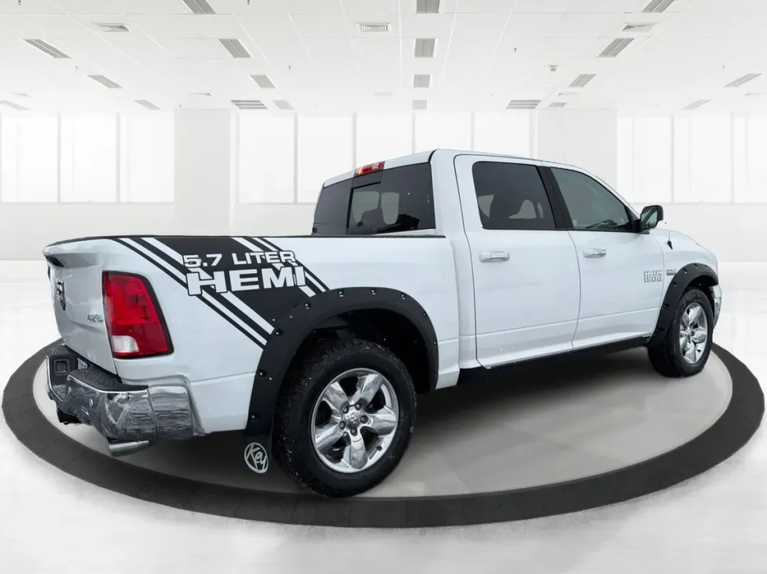 2016 Ram 1500 Big Horn (3C6RR7LT1GG) with an HEMI 5.7L V-8 variable valve control engine, 6A transmission, located at 8750 N County Rd 25A, Piqua, OH, 45356, (937) 908-9800, 40.164391, -84.232513 - ### Unleash Your Adventurous Spirit with the 2016 Ram 1500 Big Horn at Advantage Car and Credit - Piqua!<br /> <br /> Are you searching for the perfect truck that seamlessly combines power, comfort, and reliability for your next weekend getaway or daily commute? Look no further than the 2016 Ram 150 - Photo#2