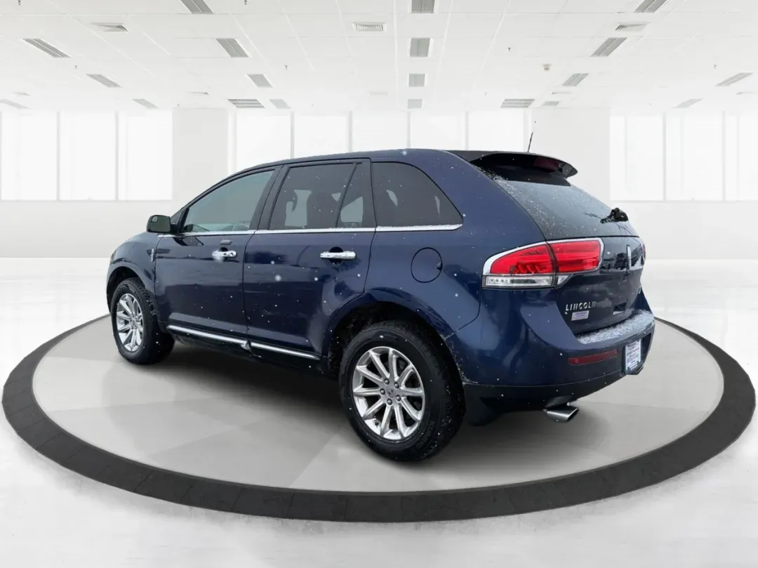 2011 Lincoln MKX Base (2LMDJ6JK8BB) with an Other engine, located at 8750 N County Rd 25A, Piqua, OH, 45356, (937) 908-9800, 40.164391, -84.232513 - 2011 Lincoln MKX Base - Photo#4