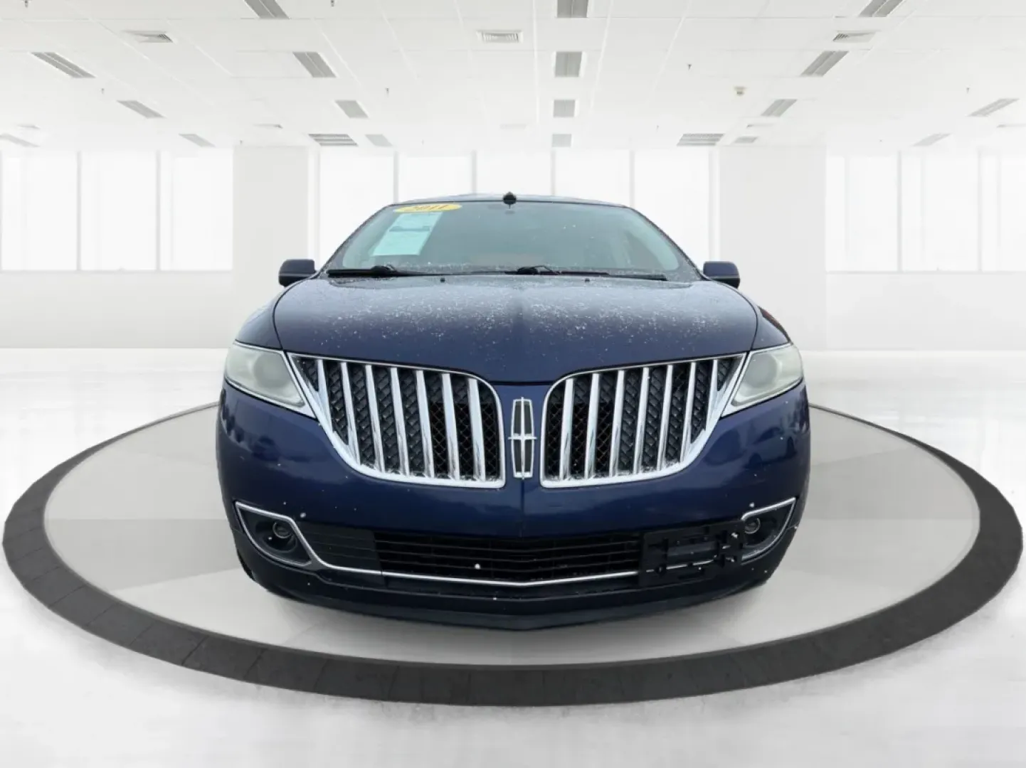 2011 Lincoln MKX Base (2LMDJ6JK8BB) with an Other engine, located at 8750 N County Rd 25A, Piqua, OH, 45356, (937) 908-9800, 40.164391, -84.232513 - **Discover Comfort and Style with This 2011 Lincoln MKX at Advantage Car and Credit - Piqua!**<br /> <br /> Are you in the market for a vehicle that perfectly combines luxury, comfort, and versatility? Look no further! The 2011 Lincoln MKX is the ideal choice for growing families, busy professionals - Photo#7