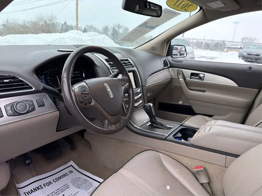 2011 Lincoln MKX Base (2LMDJ6JK8BB) with an Other engine, located at 8750 N County Rd 25A, Piqua, OH, 45356, (937) 908-9800, 40.164391, -84.232513 - 2011 Lincoln MKX Base - Photo#9