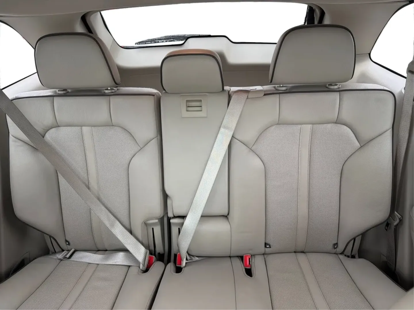 2011 Lincoln MKX Base (2LMDJ6JK8BB) with an Other engine, located at 8750 N County Rd 25A, Piqua, OH, 45356, (937) 908-9800, 40.164391, -84.232513 - **Discover Comfort and Style with This 2011 Lincoln MKX at Advantage Car and Credit - Piqua!**<br /> <br /> Are you in the market for a vehicle that perfectly combines luxury, comfort, and versatility? Look no further! The 2011 Lincoln MKX is the ideal choice for growing families, busy professionals - Photo#14