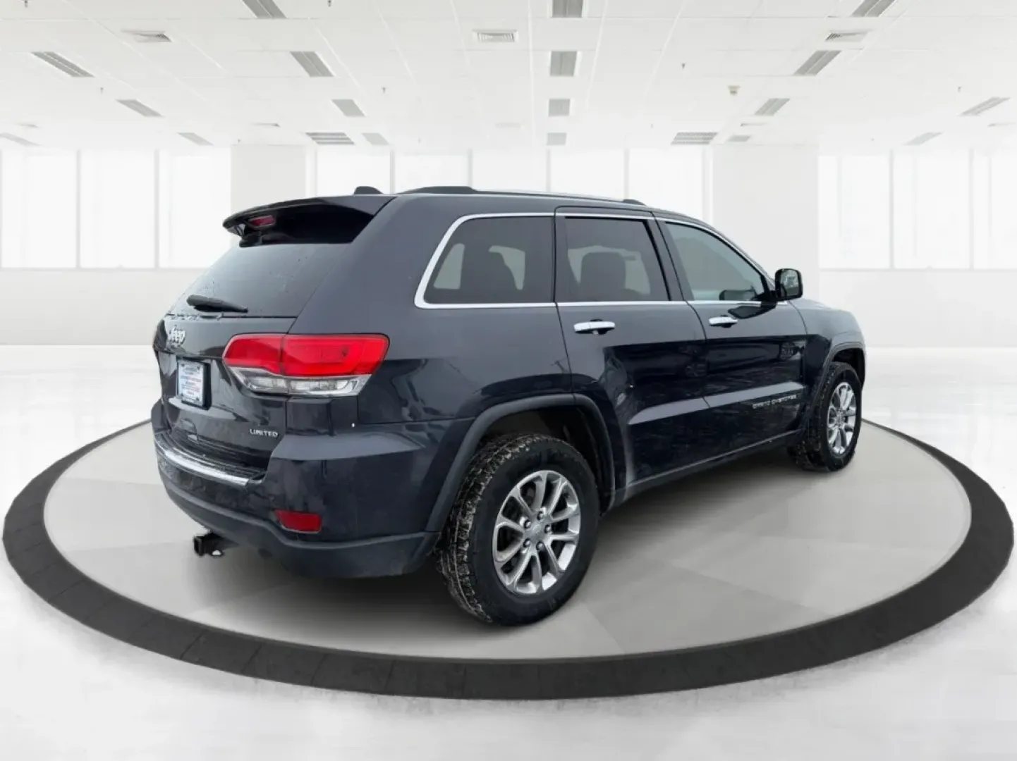 2015 Jeep Grand Cherokee Limited (1C4RJFBG1FC) with an Other engine, located at 1099 N County Rd 25A , Troy, OH, 45373, (937) 908-9800, 40.057079, -84.212883 - Are you ready to elevate your driving experience? Whether you're tackling the daily commute, embarking on family road trips, or exploring off-the-beaten-path adventures, the 2015 Jeep Grand Cherokee Limited is your ultimate companion. This rugged yet refined SUV combines luxury and functionality, ma - Photo#2