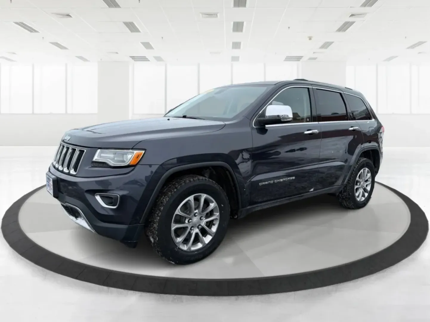 2015 Jeep Grand Cherokee Limited (1C4RJFBG1FC) with an Other engine, located at 1099 N County Rd 25A , Troy, OH, 45373, (937) 908-9800, 40.057079, -84.212883 - Are you ready to elevate your driving experience? Whether you're tackling the daily commute, embarking on family road trips, or exploring off-the-beaten-path adventures, the 2015 Jeep Grand Cherokee Limited is your ultimate companion. This rugged yet refined SUV combines luxury and functionality, ma - Photo#8