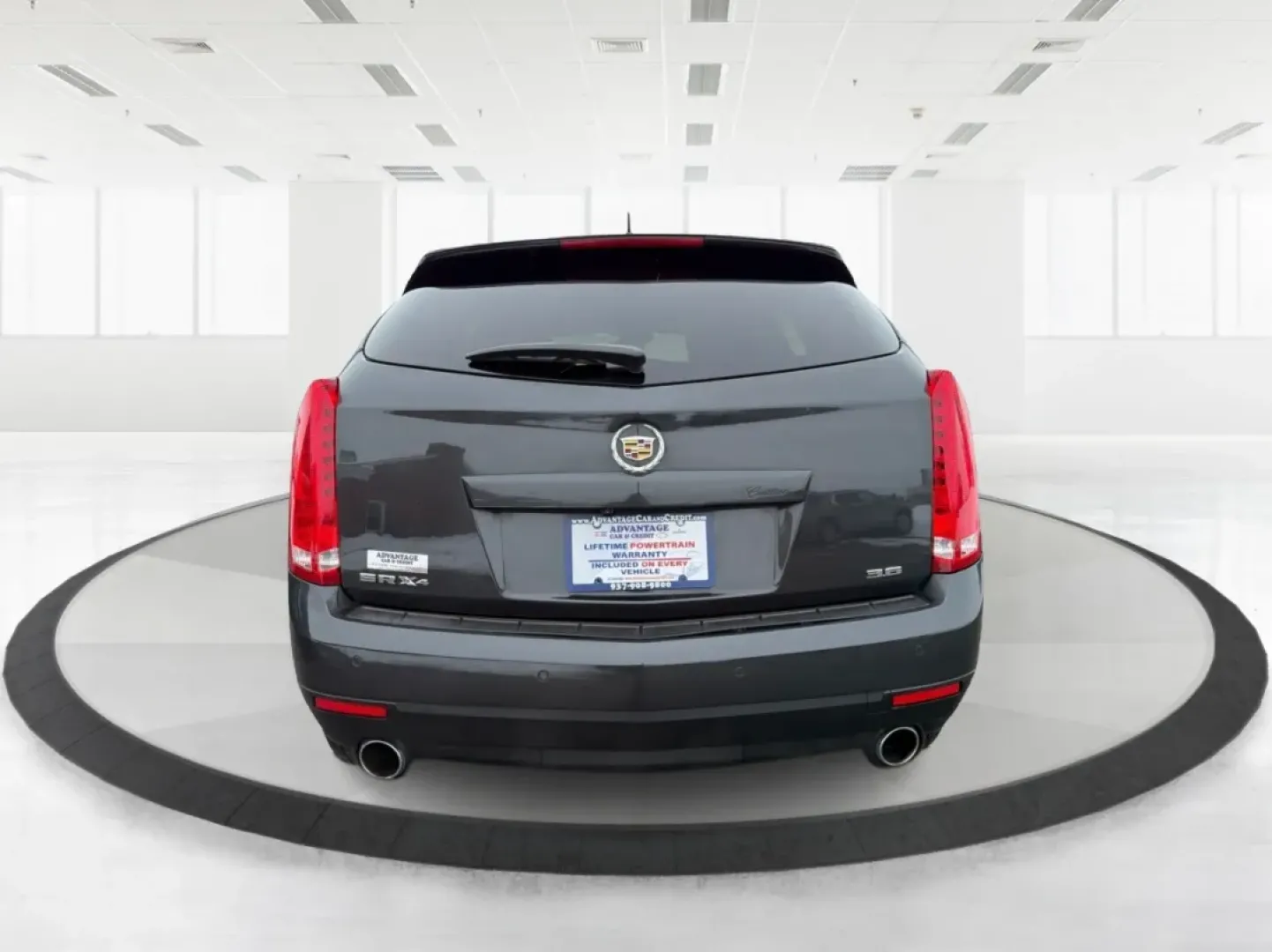 2014 Cadillac SRX Luxury Collection (3GYFNEE33ES) with an 3.6L V-6 gasoline direct injection engine, located at 1184 Kauffman Ave, Fairborn, OH, 45324, (937) 908-9800, 39.807072, -84.030914 - **Discover the Perfect Adventure Companion: 2014 Cadillac SRX Luxury Collection at Advantage Car and Credit - Fairborn**<br /> <br /> Are you ready to elevate your driving experience? Whether you're navigating the bustling streets of Fairborn, embarking on a weekend getaway, or transporting the kids - Photo#3