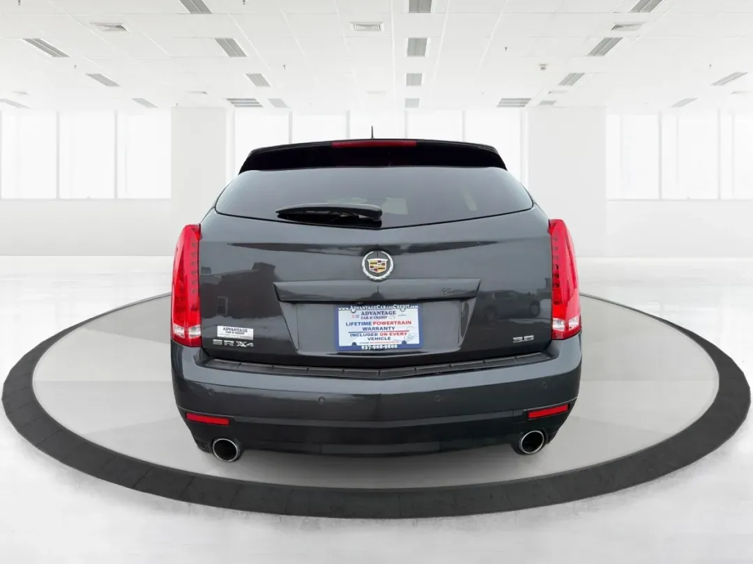 2014 Cadillac SRX Luxury Collection (3GYFNEE33ES) with an 3.6L V-6 gasoline direct injection engine, located at 1184 Kauffman Ave, Fairborn, OH, 45324, (937) 908-9800, 39.807072, -84.030914 - 2014 Cadillac SRX Luxury Collection - Photo#3