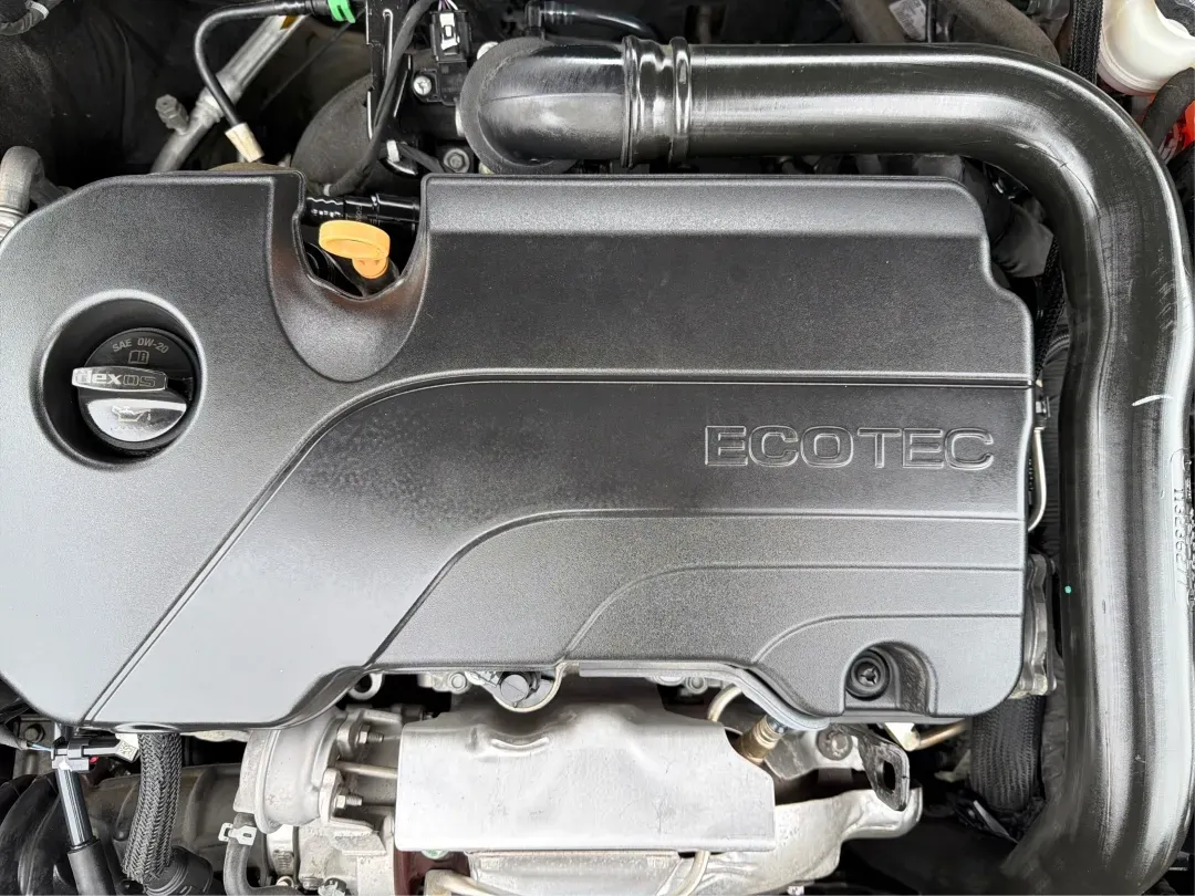 2020 Chevrolet Malibu FWD LT (1G1ZD5ST9LF) with an ECOTEC 1.5L I-4 gasoline direct injection engine, located at 1184 Kauffman Ave, Fairborn, OH, 45324, (937) 908-9800, 39.807072, -84.030914 - ### Discover the 2020 Chevrolet Malibu LT: Your Perfect Commuter and Family Sedan!<br /> <br /> Are you searching for a reliable vehicle that blends comfort and efficiency for your daily commute or family outings? Look no further than the 2020 Chevrolet Malibu LT available at Advantage Car and Credi - Photo#11