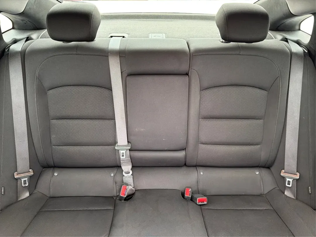 2020 Chevrolet Malibu FWD LT (1G1ZD5ST9LF) with an ECOTEC 1.5L I-4 gasoline direct injection engine, located at 1184 Kauffman Ave, Fairborn, OH, 45324, (937) 908-9800, 39.807072, -84.030914 - ### Discover the 2020 Chevrolet Malibu LT: Your Perfect Commuter and Family Sedan!<br /> <br /> Are you searching for a reliable vehicle that blends comfort and efficiency for your daily commute or family outings? Look no further than the 2020 Chevrolet Malibu LT available at Advantage Car and Credi - Photo#14