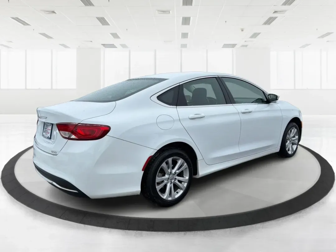 2015 Chrysler 200 Limited (1C3CCCAB2FN) with an 3.6L V-6 DOHC engine, located at 1184 Kauffman Ave, Fairborn, OH, 45324, (937) 908-9800, 39.807072, -84.030914 - 2015 Chrysler 200 Limited - Photo#2