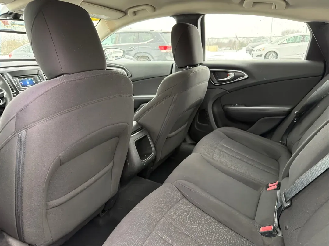 2015 Chrysler 200 Limited (1C3CCCAB2FN) with an 3.6L V-6 DOHC engine, located at 1184 Kauffman Ave, Fairborn, OH, 45324, (937) 908-9800, 39.807072, -84.030914 - 2015 Chrysler 200 Limited - Photo#10