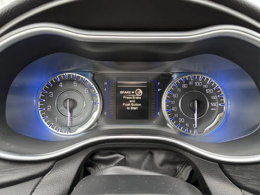 2015 Chrysler 200 Limited (1C3CCCAB2FN) with an 3.6L V-6 DOHC engine, located at 1184 Kauffman Ave, Fairborn, OH, 45324, (937) 908-9800, 39.807072, -84.030914 - 2015 Chrysler 200 Limited - Photo#15