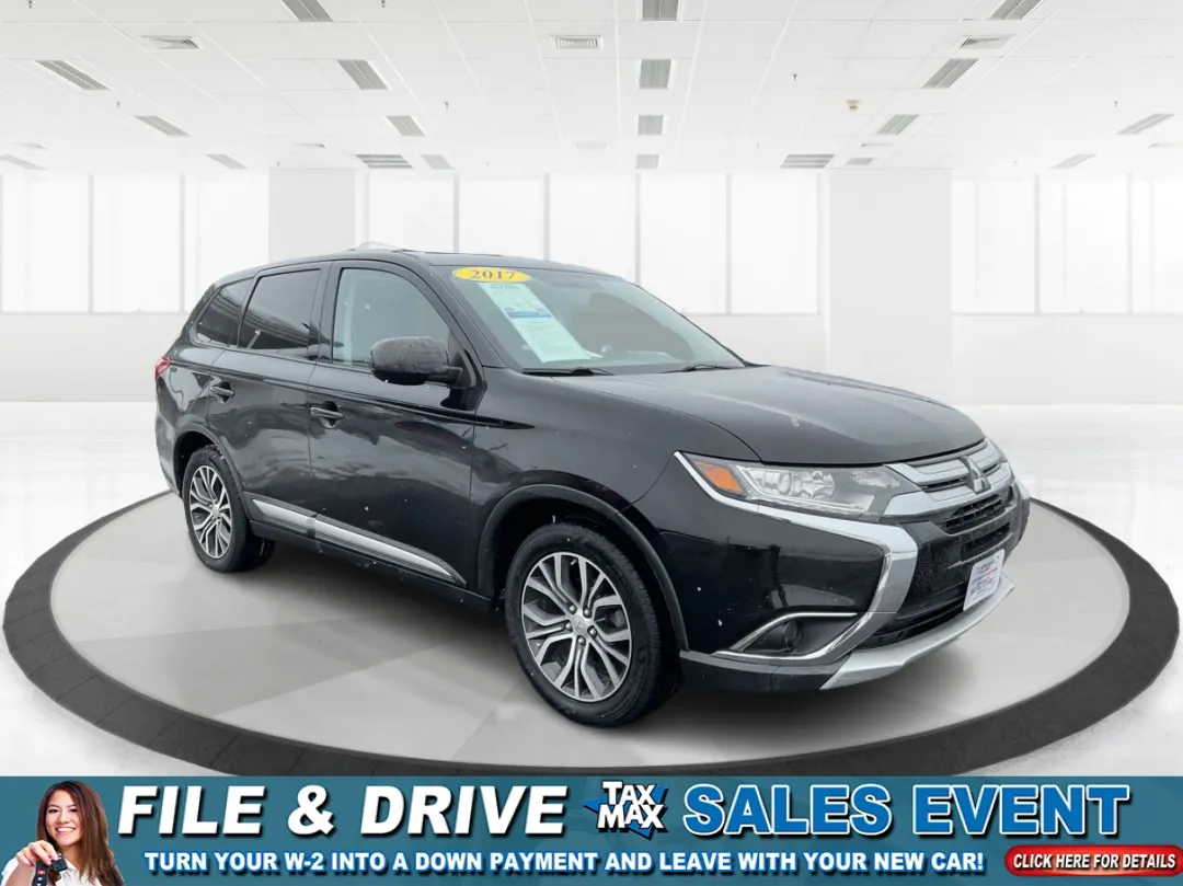 photo of 2017 Mitsubishi Outlander ES