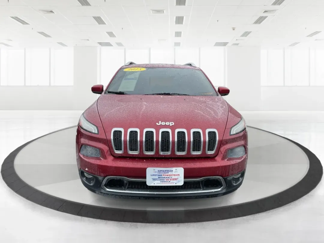 2015 Jeep Cherokee Limited (1C4PJMDS8FW) with an 3.2L V6 DOHC 24V engine, 9-Speed Automatic transmission, located at 1184 Kauffman Ave, Fairborn, OH, 45324, (937) 908-9800, 39.807072, -84.030914 - Need a dependable SUV that can handle Ohio weather, busy commutes, and spontaneous weekend escapes without draining your budget? This 2015 Jeep Cherokee Limited 4WD in Deep Cherry Red Crystal Pearlcoat is built for real life in Fairborn-whether you're shuttling kids to activities, commuting toward W - Photo#7