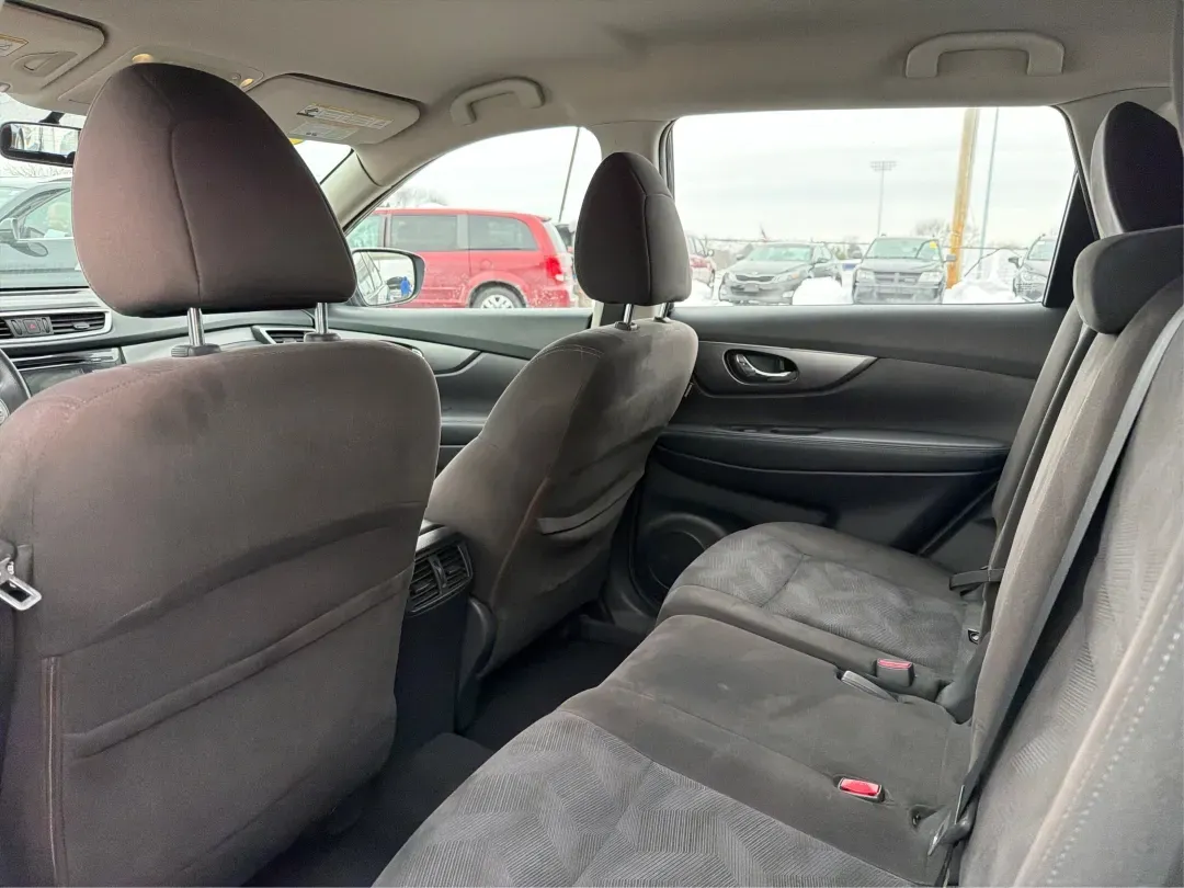 2015 Nissan Rogue S (KNMAT2MV8FP) with an 2.5L I-4 DOHC engine, located at 880 E. National Road, Vandalia, OH, 45377, (937) 908-9800, 39.891918, -84.183594 - 2015 Nissan Rogue S - Photo#10