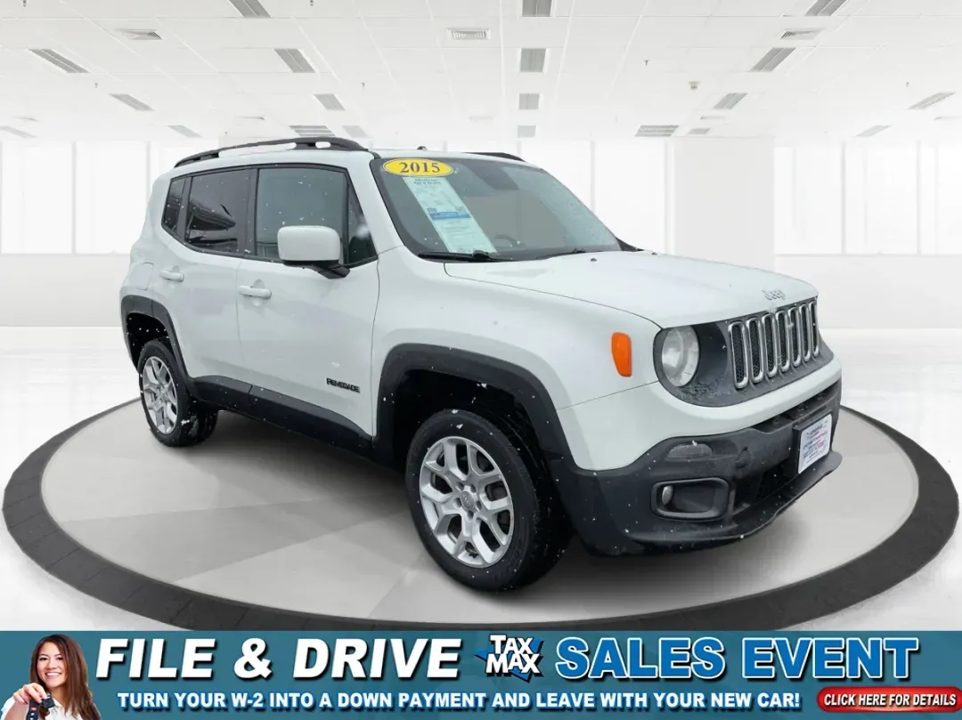 2015 Jeep Renegade Latitude (ZACCJBBT4FP) with an 2.4L L4 engine, 6-Speed Manual transmission, located at 1230 East Main St, Xenia, OH, 45385, (937) 908-9800, 39.688026, -83.910172 - Ready for a life that doesn't stop when the pavement ends? This 2015 Jeep Renegade Latitude 4WD in Alpine White is built for the Xenia lifestyle-weekday commutes down US-35, quick runs to grocery stores near downtown, and spontaneous weekend getaways to Caesar Creek State Park or John Bryan State Pa - Photo#0