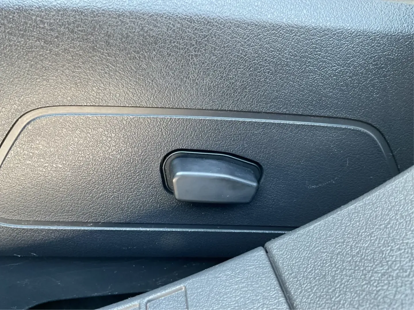 2017 Jeep Patriot High Altitude 4x4 (1C4NJRFB4HD) with an 2.4L I-4 DOHC engine, located at 8750 N County Rd 25A, Piqua, OH, 45356, (937) 908-9800, 40.164391, -84.232513 - Weekend getaways to Indian Lake, snowy commutes up I75, or daily school-and-work runs around Miami County-this 2017 Jeep Patriot High Altitude 4x4 is built for the kind of life that doesn't pause for Ohio weather. With SUV versatility, confident 4WD capability, and a comfortable, well-equipped cabin - Photo#17