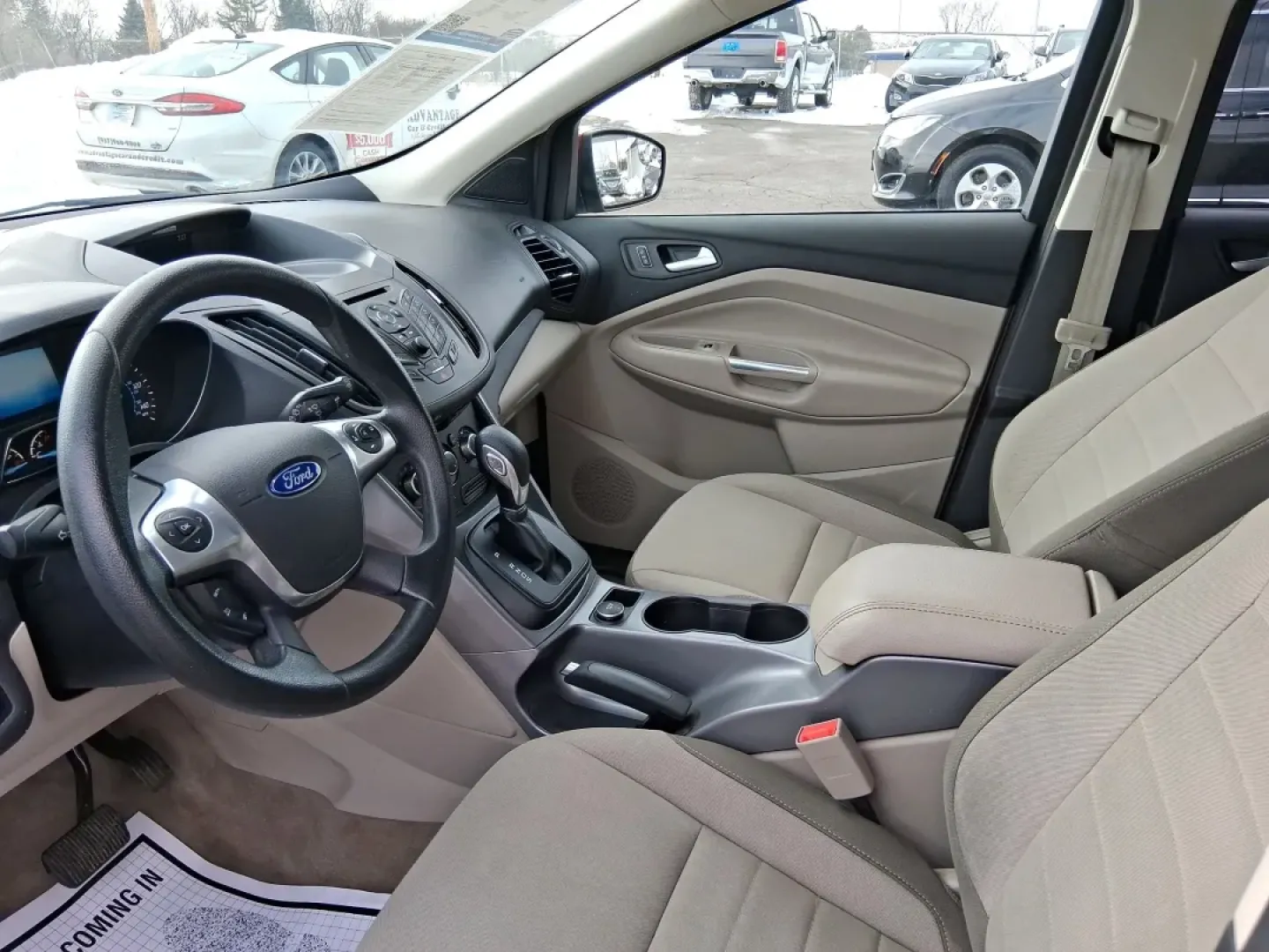 2016 Ford Escape SE (1FMCU0G71GU) with an 2.5L L4 DOHC 16V engine, 6-Speed Automatic transmission, located at 401 Woodman Dr, Riverside, OH, 45431, (937) 908-9800, 39.760899, -84.123421 - Need an SUV that can handle school drop-offs, I675 commutes, and spontaneous weekend getaways to Carillon Historical Park or a day at the National Museum of the U.S. Air Force? This 2016 Ford Escape SE in eye-catching Sunset is built for real-life schedules-easy to park, comfortable for longer drive - Photo#8