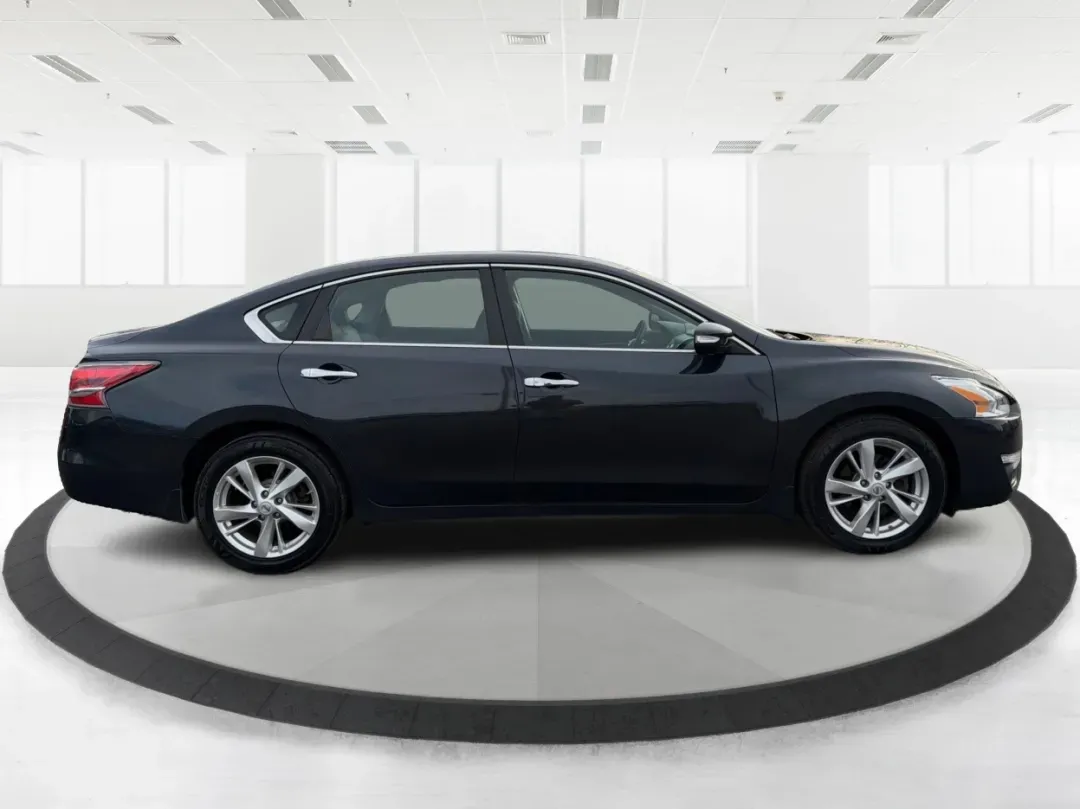 2015 Nissan Altima 2.5 SL (1N4AL3AP4FC) with an 2.5L I-4 DOHC engine, located at 401 Woodman Dr, Riverside, OH, 45431, (937) 908-9800, 39.760899, -84.123421 - Picture your next week going smoother: a comfortable sedan for the daily drive down I-675, an easy run to The Greene for errands, and a relaxed weekend cruise along the river near Eastwood MetroPark-all without stretching your budget. This 2015 Nissan Altima 2.5 SL in Storm is a smart fit for commut - Photo#1