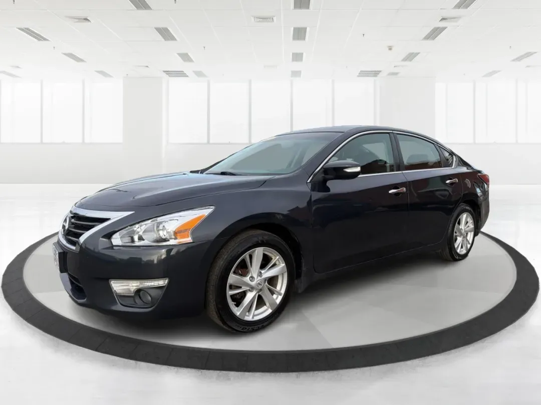 2015 Nissan Altima 2.5 SL (1N4AL3AP4FC) with an 2.5L I-4 DOHC engine, located at 401 Woodman Dr, Riverside, OH, 45431, (937) 908-9800, 39.760899, -84.123421 - Picture your next week going smoother: a comfortable sedan for the daily drive down I-675, an easy run to The Greene for errands, and a relaxed weekend cruise along the river near Eastwood MetroPark-all without stretching your budget. This 2015 Nissan Altima 2.5 SL in Storm is a smart fit for commut - Photo#8