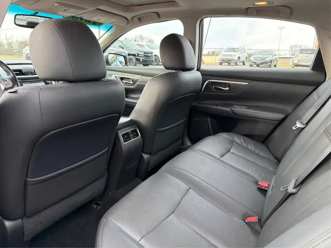 2015 Nissan Altima 2.5 SL (1N4AL3AP4FC) with an 2.5L I-4 DOHC engine, located at 401 Woodman Dr, Riverside, OH, 45431, (937) 908-9800, 39.760899, -84.123421 - Picture your next week going smoother: a comfortable sedan for the daily drive down I-675, an easy run to The Greene for errands, and a relaxed weekend cruise along the river near Eastwood MetroPark-all without stretching your budget. This 2015 Nissan Altima 2.5 SL in Storm is a smart fit for commut - Photo#10