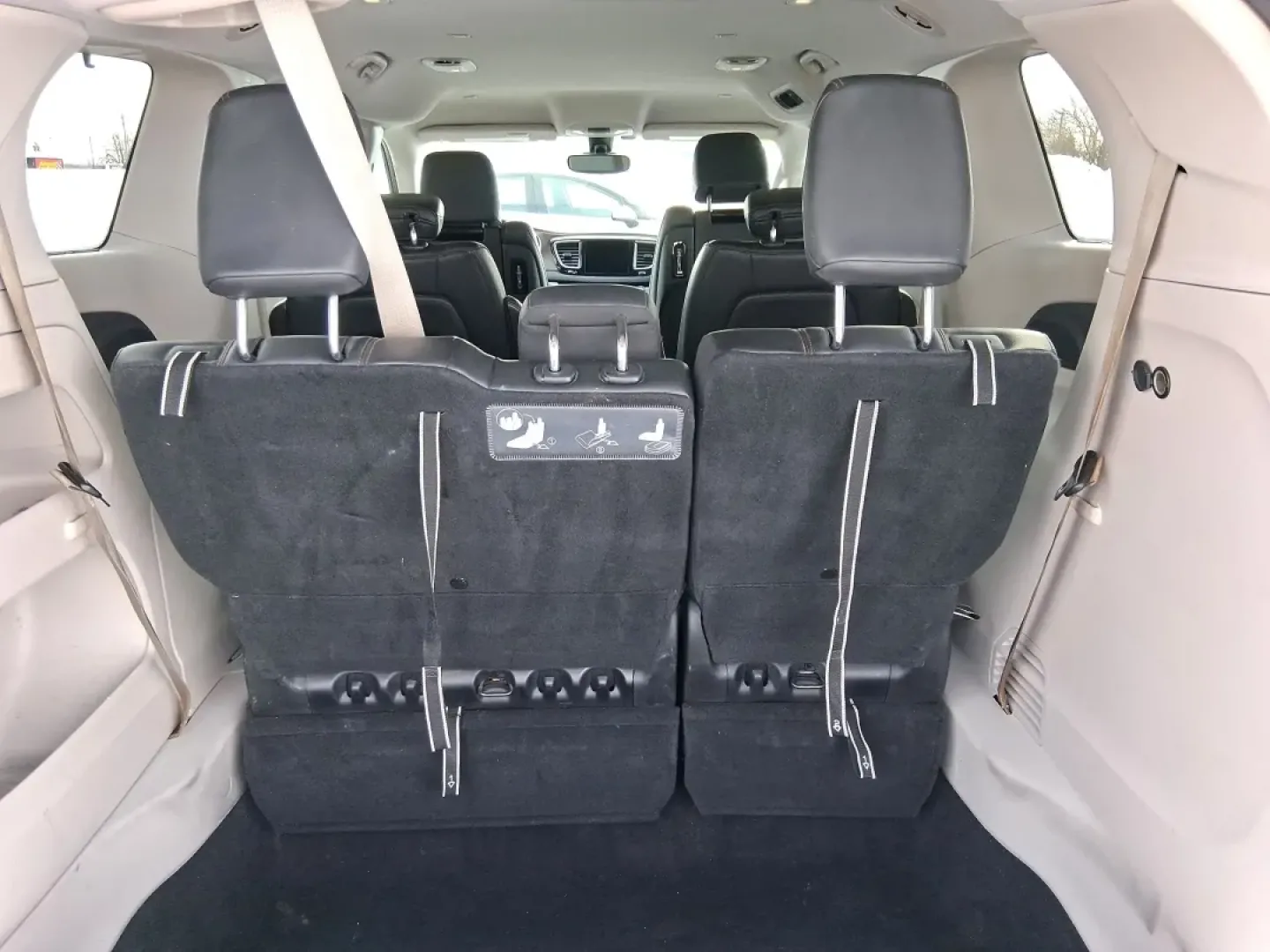 2017 Chrysler Pacifica Touring-L Plus (2C4RC1EG7HR) with an Pentastar 3.6L V-6 DOHC engine, 9A transmission, located at 1951 S Dayton Lakeview Rd., New Carlisle, OH, 45344, (937) 908-9800, 39.890999, -84.050255 - Load up the kids, the gear, and the playlist-this 2017 Chrysler Pacifica Touring-L Plus is built for real life in New Carlisle, from school drop-offs and long commutes to weekend trips out toward Buck Creek State Park. If you've been hunting for a comfortable, family-ready passenger van with premium - Photo#11