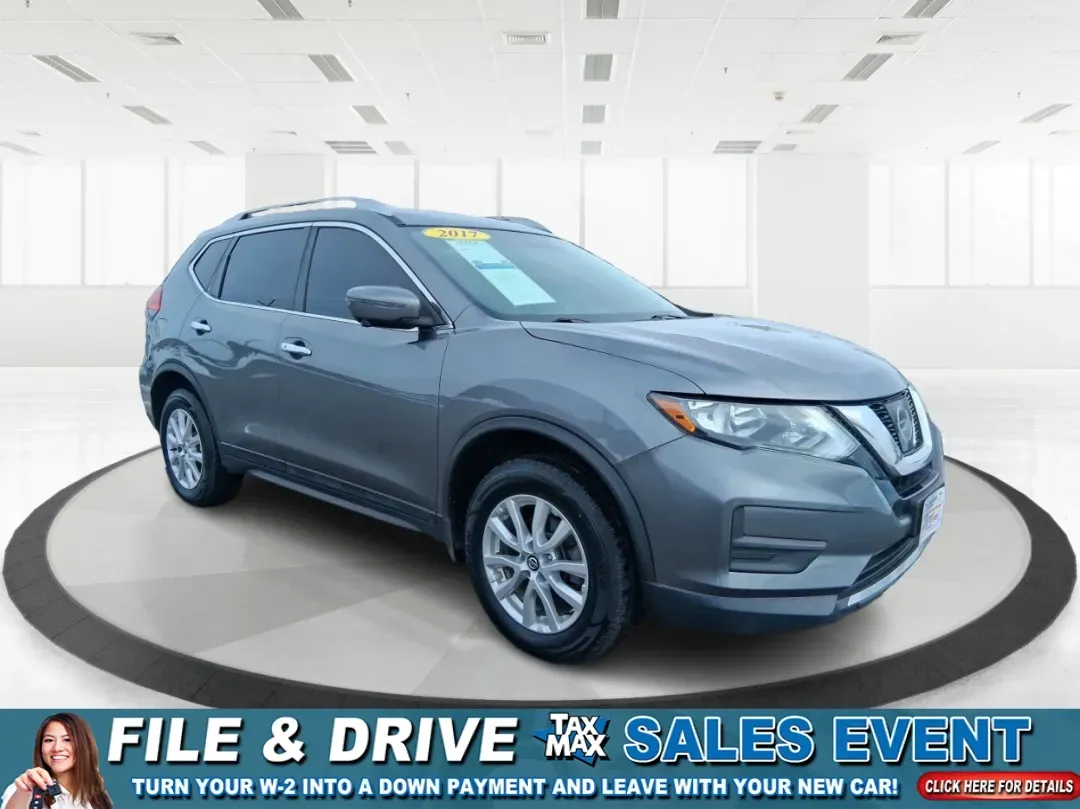 2017 Nissan Rogue SV (5N1AT2MV9HC) with an 2.5L I-4 DOHC engine, located at 880 E. National Road, Vandalia, OH, 45377, (937) 908-9800, 39.891918, -84.183594 - Weekend road trips to MetroParks, daily commutes down I75, and grocery runs around the Dayton area all feel easier in a compact SUV that's comfortable, confident in bad weather, and flexible for real life. This 2017 Nissan Rogue SV in Gun Metallic is built for busy schedules and spontaneous getaways - Photo#0