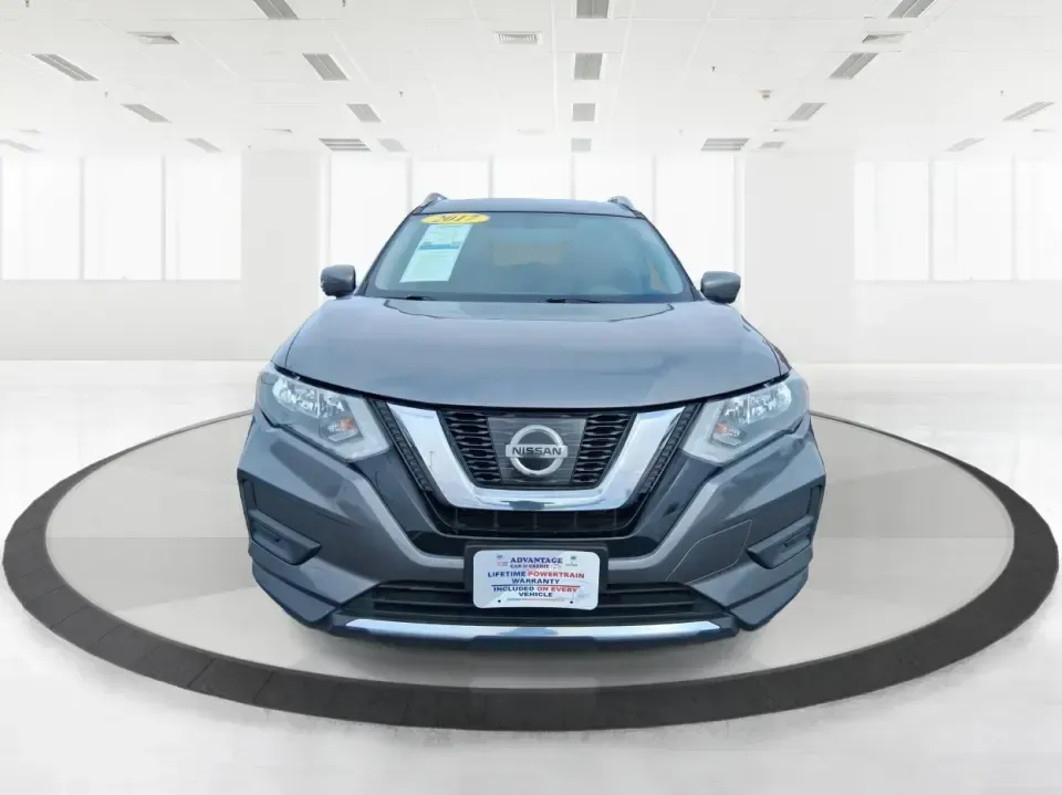 2017 Nissan Rogue SV (5N1AT2MV9HC) with an 2.5L I-4 DOHC engine, CVT transmission, located at 880 E. National Road, Vandalia, OH, 45377, (937) 908-9800, 39.891918, -84.183594 - Weekend road trips to MetroParks, daily commutes down I75, and grocery runs around the Dayton area all feel easier in a compact SUV that's comfortable, confident in bad weather, and flexible for real life. This 2017 Nissan Rogue SV in Gun Metallic is built for busy schedules and spontaneous getaways - Photo#7