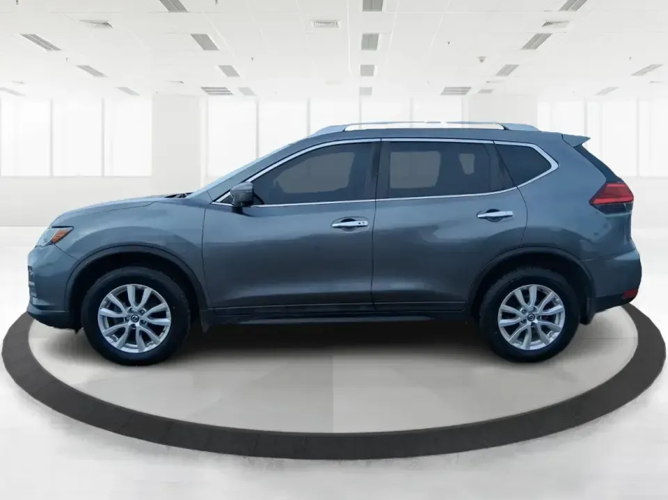 2017 Nissan Rogue SV (5N1AT2MV9HC) with an 2.5L I-4 DOHC engine, CVT transmission, located at 1184 Kauffman Ave, Fairborn, OH, 45324, (937) 908-9800, 39.807072, -84.030914 - Weekend road trips to MetroParks, daily commutes down I75, and grocery runs around the Dayton area all feel easier in a compact SUV that's comfortable, confident in bad weather, and flexible for real life. This 2017 Nissan Rogue SV in Gun Metallic is built for busy schedules and spontaneous getaways - Photo#5