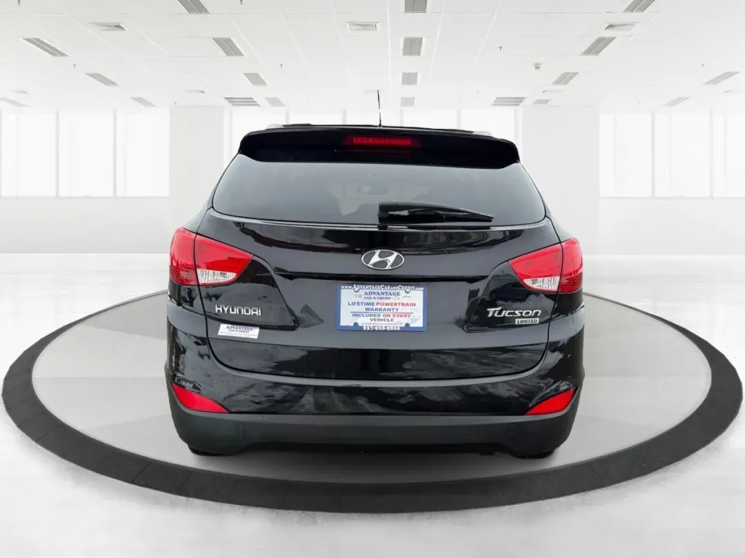 2012 Hyundai Tucson Limited (KM8JU3AC5CU) with an Theta II 2.4L I-4 DOHC engine, 6-Speed Automatic transmission, located at 880 E. National Road, Vandalia, OH, 45377, (937) 908-9800, 39.891918, -84.183594 - Need a dependable SUV that fits real life-school drop-offs, I-75 commuting, and weekend getaways to Taylorsville MetroPark-without the stress of traditional bank rules? This 2012 Hyundai Tucson Limited in Ash Black is a smart, comfortable choice for Vandalia drivers who want a practical daily vehicl - Photo#3