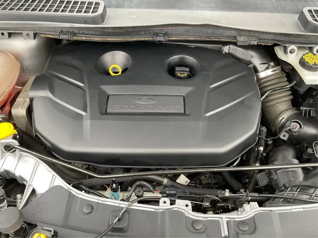 2018 Ford Escape Titanium (1FMCU9J97JU) with an EcoBoost 2L I-4 gasoline direct injection engine, 6A transmission, located at 1099 N County Rd 25A , Troy, OH, 45373, (937) 908-9800, 40.057079, -84.212883 - Need an SUV that can handle Ohio weather, daily commutes, and weekend getaways without feeling like a compromise? This 2018 Ford Escape Titanium 4WD in Ingot Silver Metallic is built for real life in Troy-whether you're shuttling kids across town, driving a long commute down I-75, or loading up for - Photo#11