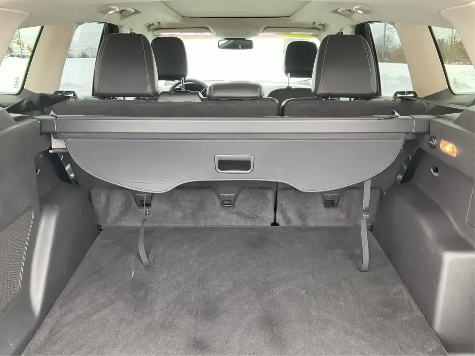 2018 Ford Escape Titanium (1FMCU9J97JU) with an EcoBoost 2L I-4 gasoline direct injection engine, 6A transmission, located at 8750 N County Rd 25A, Piqua, OH, 45356, (937) 908-9800, 40.164391, -84.232513 - Need an SUV that can handle Ohio weather, daily commutes, and weekend getaways without feeling like a compromise? This 2018 Ford Escape Titanium 4WD in Ingot Silver Metallic is built for real life in Troy-whether you're shuttling kids across town, driving a long commute down I-75, or loading up for - Photo#12