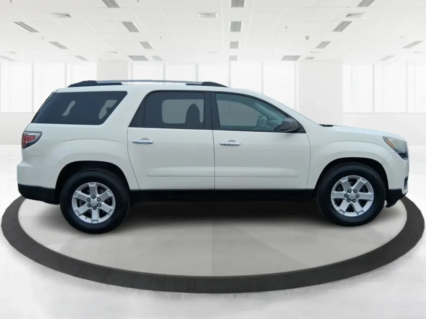 2015 GMC Acadia SLE-1 (1GKKRNED4FJ) with an 3.6L V-6 gasoline direct injection engine, 6-Speed Automatic transmission, located at 1184 Kauffman Ave, Fairborn, OH, 45324, (937) 908-9800, 39.807072, -84.030914 - If your week is a mix of school drop-offs, Wright-Patterson AFB commutes, and weekend getaways to Yellow Springs, this 2015 GMC Acadia SLE-1 is the kind of SUV that fits real life-roomy for passengers, practical for cargo, and comfortable enough for long stretches on I-675 or US-35.<br /> <br /> Ava - Photo#1