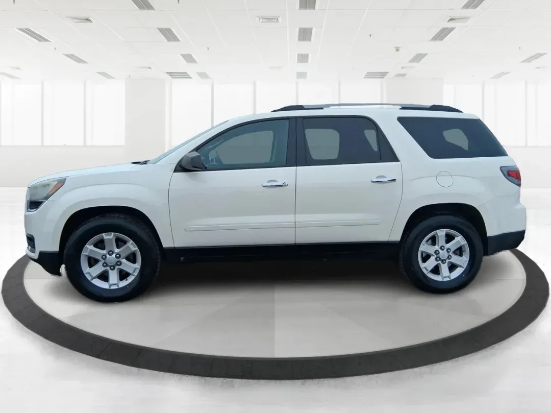 2015 GMC Acadia SLE-1 (1GKKRNED4FJ) with an 3.6L V-6 gasoline direct injection engine, located at 1184 Kauffman Ave, Fairborn, OH, 45324, (937) 908-9800, 39.807072, -84.030914 - If your week is a mix of school drop-offs, Wright-Patterson AFB commutes, and weekend getaways to Yellow Springs, this 2015 GMC Acadia SLE-1 is the kind of SUV that fits real life-roomy for passengers, practical for cargo, and comfortable enough for long stretches on I-675 or US-35.<br /> <br /> Ava - Photo#5