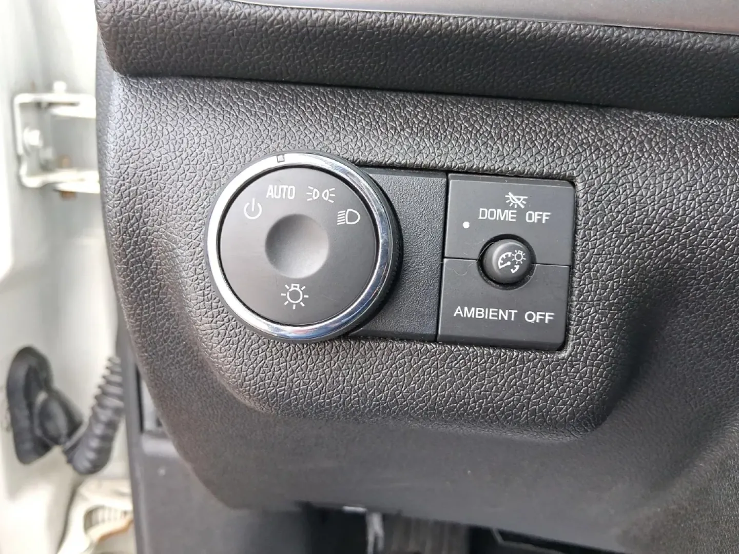 2015 GMC Acadia SLE-1 (1GKKRNED4FJ) with an 3.6L V-6 gasoline direct injection engine, 6-Speed Automatic transmission, located at 1184 Kauffman Ave, Fairborn, OH, 45324, (937) 908-9800, 39.807072, -84.030914 - If your week is a mix of school drop-offs, Wright-Patterson AFB commutes, and weekend getaways to Yellow Springs, this 2015 GMC Acadia SLE-1 is the kind of SUV that fits real life-roomy for passengers, practical for cargo, and comfortable enough for long stretches on I-675 or US-35.<br /> <br /> Ava - Photo#17