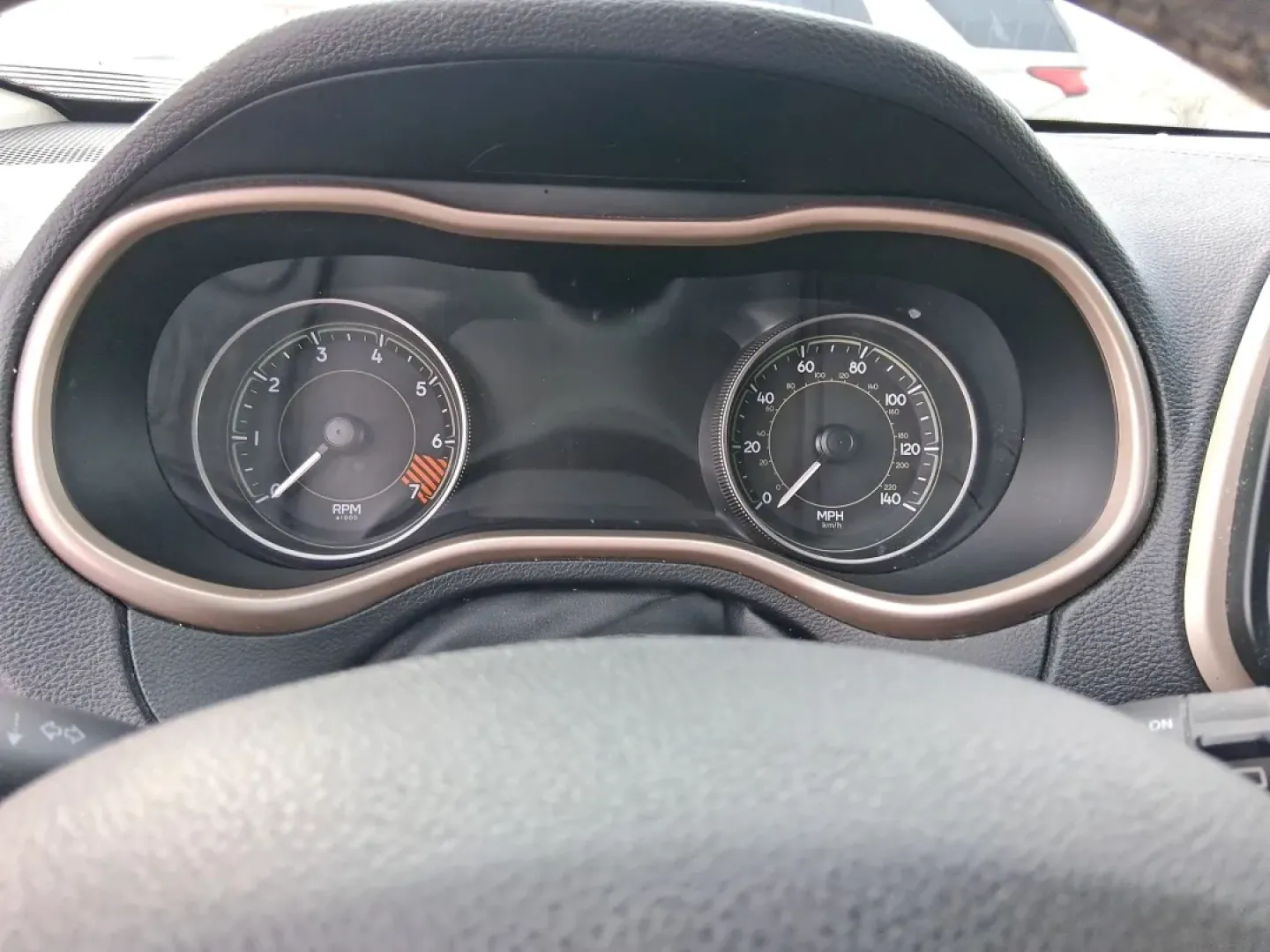 2014 Jeep Cherokee Limited (1C4PJLDB5EW) with an 2.4L L4 DOHC 16V engine, 9-Speed Automatic transmission, located at 401 Woodman Dr, Riverside, OH, 45431, (937) 908-9800, 39.760899, -84.123421 - Picture your next Ohio weekend: loading up the cooler, pointing the hood toward Eastwood MetroPark, and cruising I-675 or US35 with room for friends, gear, and comfort. This 2014 Jeep Cherokee Limited is the kind of crossover that fits real life in Riverside-school runs, long commutes to Wright-Patt - Photo#15