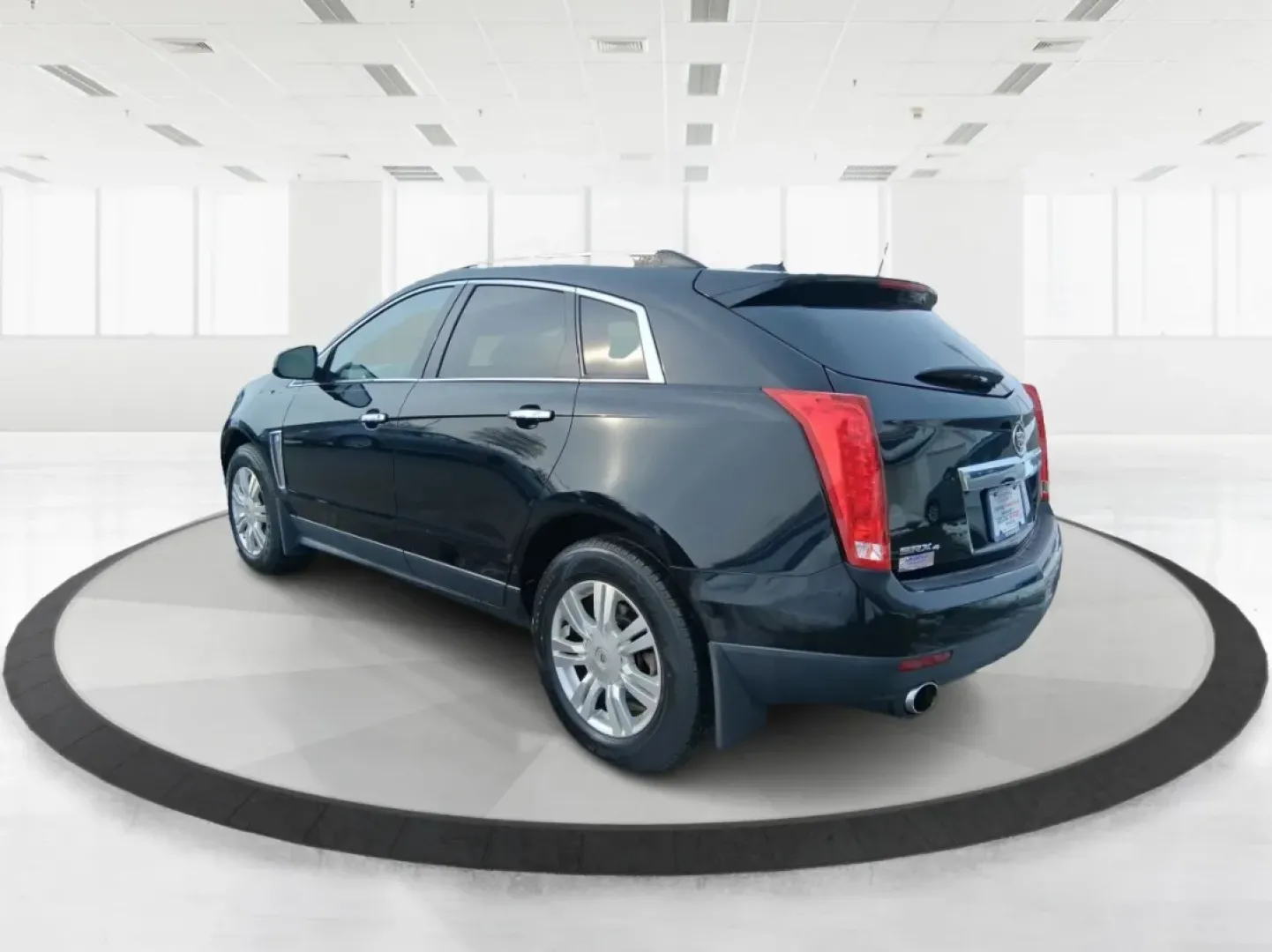 2016 Cadillac SRX Luxury Collection (3GYFNEE32GS) with an 3.6L V-6 gasoline direct injection engine, located at 1099 N County Rd 25A , Troy, OH, 45373, (937) 908-9800, 40.057079, -84.212883 - Picture your next road trip starting in Troy and rolling out past the Great Miami River Trail with everyone comfortable, connected, and confident-no cramped seats, no noisy ride, just smooth power and premium Cadillac style. This 2016 Cadillac SRX Luxury Collection is the kind of SUV that fits real - Photo#4