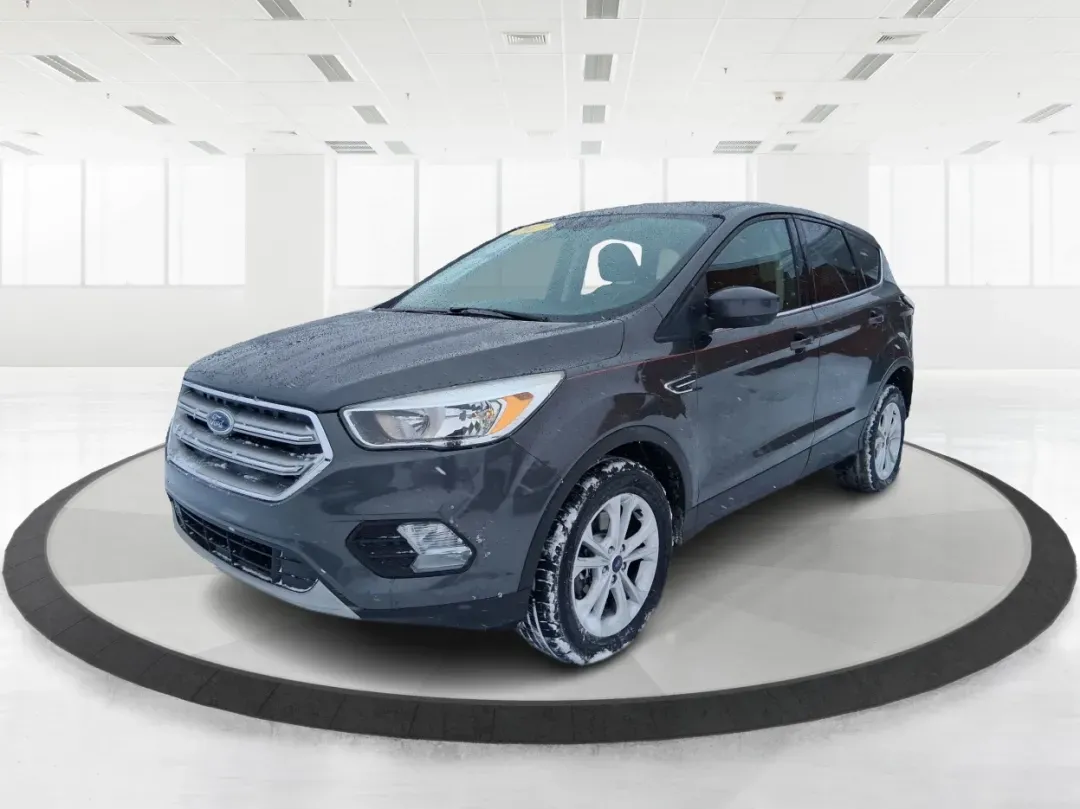 2017 Ford Escape SE (1FMCU9GD3HU) with an 1.5L L4 DOHC 16V engine, 6A transmission, located at 401 Woodman Dr, Riverside, OH, 45431, (937) 908-9800, 39.760899, -84.123421 - Need one SUV that can handle the weekday commute, school drop-offs, and a quick weekend escape to Eastwood MetroPark without blinking? This 2017 Ford Escape SE in Magnetic Metallic is built for real life in the Miami Valley-easy to park, confident in rough weather, and comfortable enough for long st - Photo#8