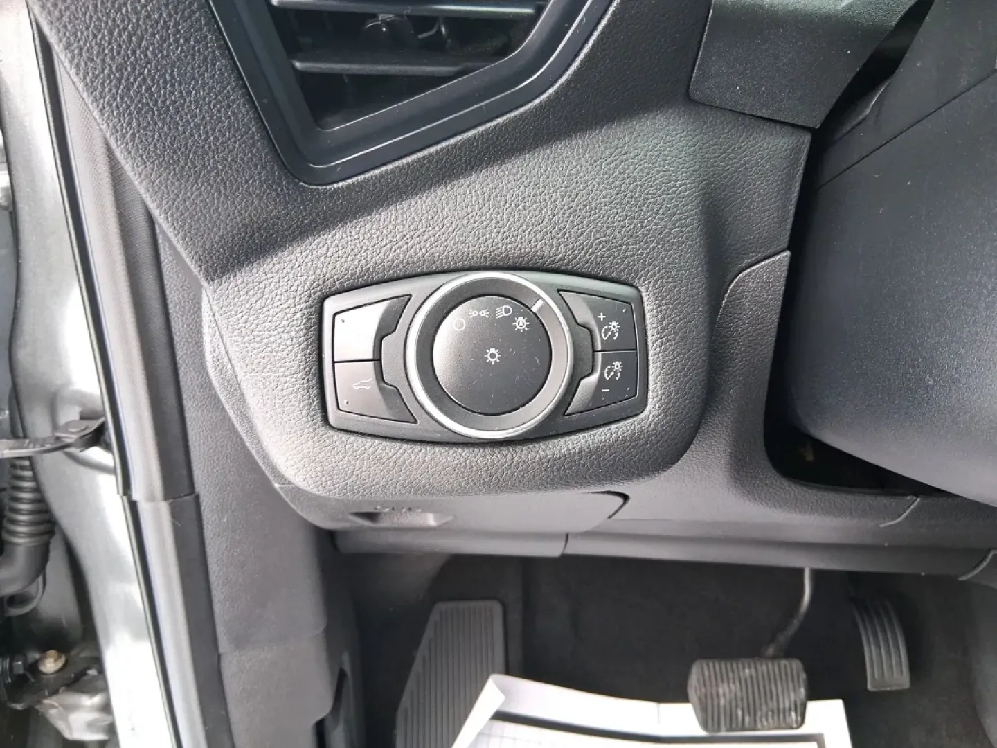 2017 Ford Escape SE (1FMCU9GD3HU) with an 1.5L L4 DOHC 16V engine, 6A transmission, located at 401 Woodman Dr, Riverside, OH, 45431, (937) 908-9800, 39.760899, -84.123421 - Need one SUV that can handle the weekday commute, school drop-offs, and a quick weekend escape to Eastwood MetroPark without blinking? This 2017 Ford Escape SE in Magnetic Metallic is built for real life in the Miami Valley-easy to park, confident in rough weather, and comfortable enough for long st - Photo#17