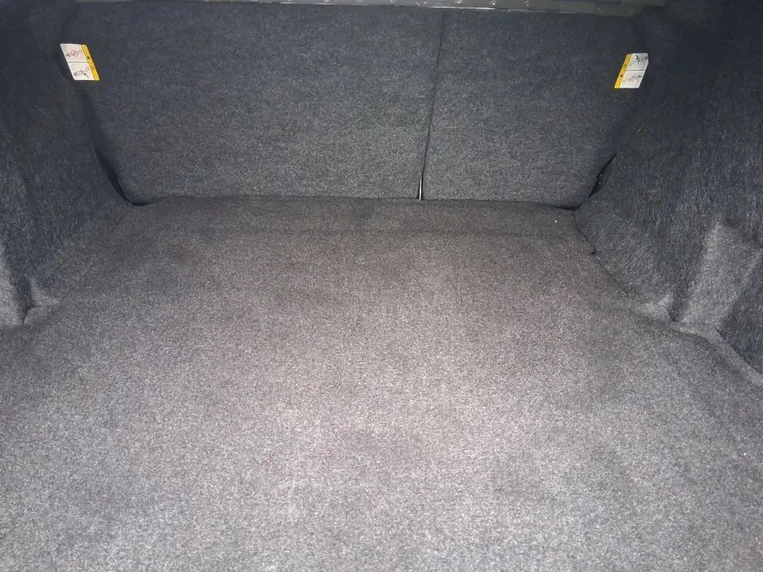 2014 Ford Fusion SE (1FA6P0H77E5) with an 2.5L L4 DOHC 16V engine, Automatic transmission, located at 880 E. National Road, Vandalia, OH, 45377, (937) 908-9800, 39.891918, -84.183594 - Need a dependable sedan for the daily commute up I75, school drop-offs around Vandalia-Butler City Schools, and comfortable weekend drives to the National Museum of the U.S. Air Force? This 2014 Ford Fusion SE is built for real life-smooth on longer stretches of E. National Road, easy to park for er - Photo#13