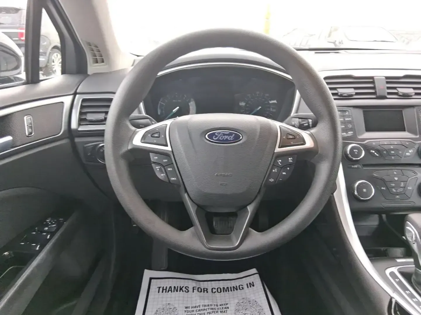 2014 Ford Fusion SE (1FA6P0H77E5) with an 2.5L L4 DOHC 16V engine, Automatic transmission, located at 1230 East Main St, Xenia, OH, 45385, (937) 908-9800, 39.688026, -83.910172 - Need a dependable sedan for the daily commute up I75, school drop-offs around Vandalia-Butler City Schools, and comfortable weekend drives to the National Museum of the U.S. Air Force? This 2014 Ford Fusion SE is built for real life-smooth on longer stretches of E. National Road, easy to park for er - Photo#17