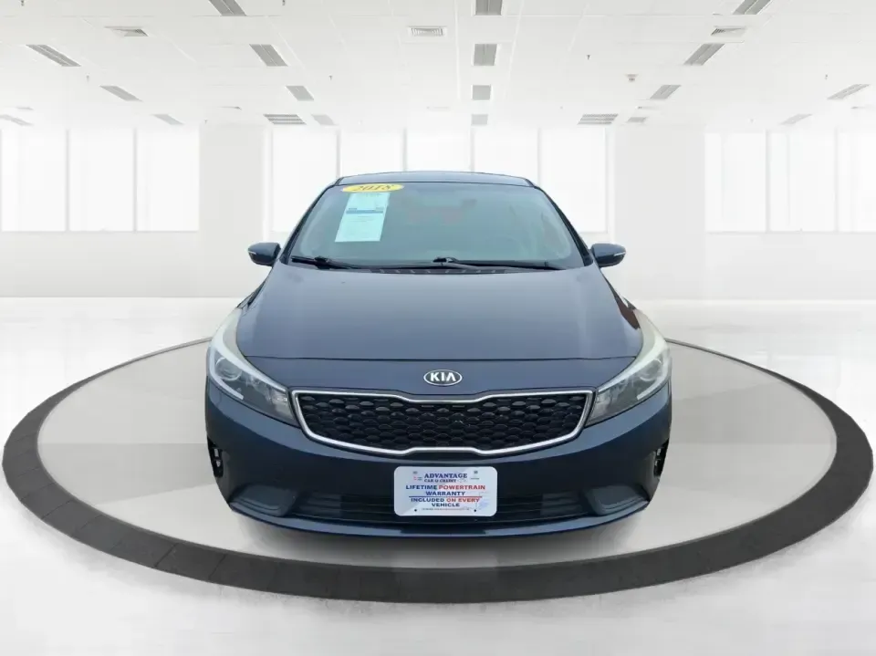 2018 Kia Forte LX (KNAFK5A89J5) with an 2L I-4 DOHC engine, 6A transmission, located at 1951 S Dayton Lakeview Rd., New Carlisle, OH, 45344, (937) 908-9800, 39.890999, -84.050255 - Need a smart, budget-friendly ride that can handle daily commutes to Dayton, quick grocery runs, and spontaneous weekend trips without feeling cramped? This 2018 Kia Forte LX Hatchback in Gravity Blue is built for real-life driving in and around New Carlisle-easy to park, efficient to live with, and - Photo#7