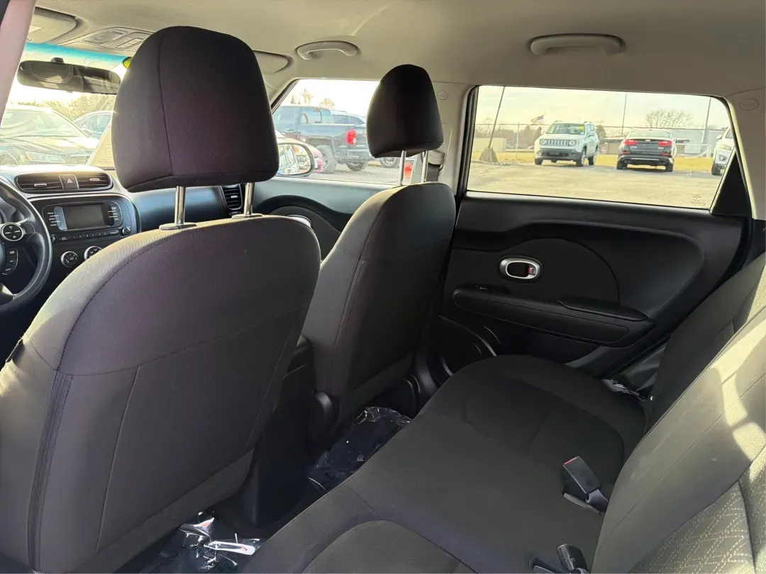 2018 Kia Soul Base (KNDJN2A22J7) with an Other engine, located at 1184 Kauffman Ave, Fairborn, OH, 45324, (937) 908-9800, 39.807072, -84.030914 - Need a practical daily driver that can handle the school run, the work commute, and spontaneous weekend trips without draining your budget? This 2018 Kia Soul Base in sleek Gray is the kind of easy-to-live-with hatchback that fits real life in Fairborn-roomy for friends or family, simple to park dow - Photo#10