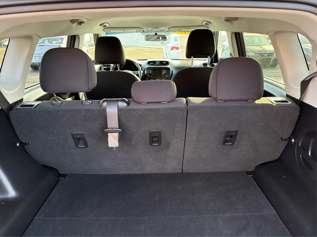 2018 Kia Soul Base (KNDJN2A22J7) with an Other engine, located at 1184 Kauffman Ave, Fairborn, OH, 45324, (937) 908-9800, 39.807072, -84.030914 - Need a practical daily driver that can handle the school run, the work commute, and spontaneous weekend trips without draining your budget? This 2018 Kia Soul Base in sleek Gray is the kind of easy-to-live-with hatchback that fits real life in Fairborn-roomy for friends or family, simple to park dow - Photo#11