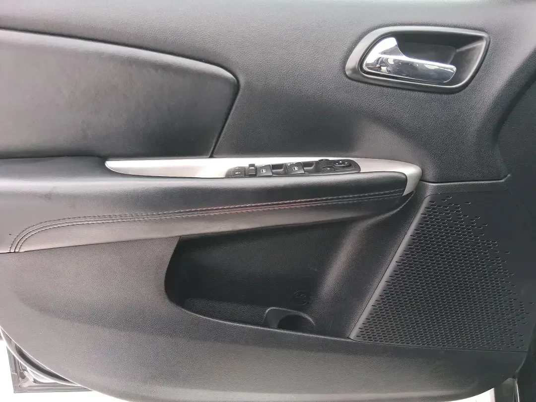 2018 Dodge Journey SE (3C4PDCAB9JT) with an Tigershark MultiAir 2.4L I-4 DOHC engine, 4A transmission, located at 880 E. National Road, Vandalia, OH, 45377, (937) 908-9800, 39.891918, -84.183594 - Need a practical SUV that can handle school drop-offs, grocery runs, and weekend trips up I75 without blowing your budget? This 2018 Dodge Journey SE in Pitch Black Clearcoat is built for real life in West Central Ohio-roomy enough for growing families, comfortable for long commutes, and flexible fo - Photo#17