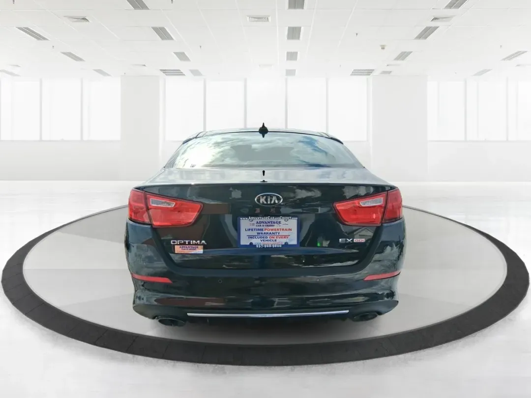 2015 Kia Optima EX (5XXGN4A78FG) with an Theta II 2.4L I-4 gasoline direct injection engine, located at 401 Woodman Dr, Riverside, OH, 45431, (937) 908-9800, 39.760899, -84.123421 - If your week is packed with I675 commuting, school drop-offs, and the occasional dinner run to The Greene or a weekend drive out toward Wright-Patterson Air Force Base, this 2015 Kia Optima EX is the kind of sedan that keeps life moving comfortably-without draining your budget. Finished in sleek Ebo - Photo#3