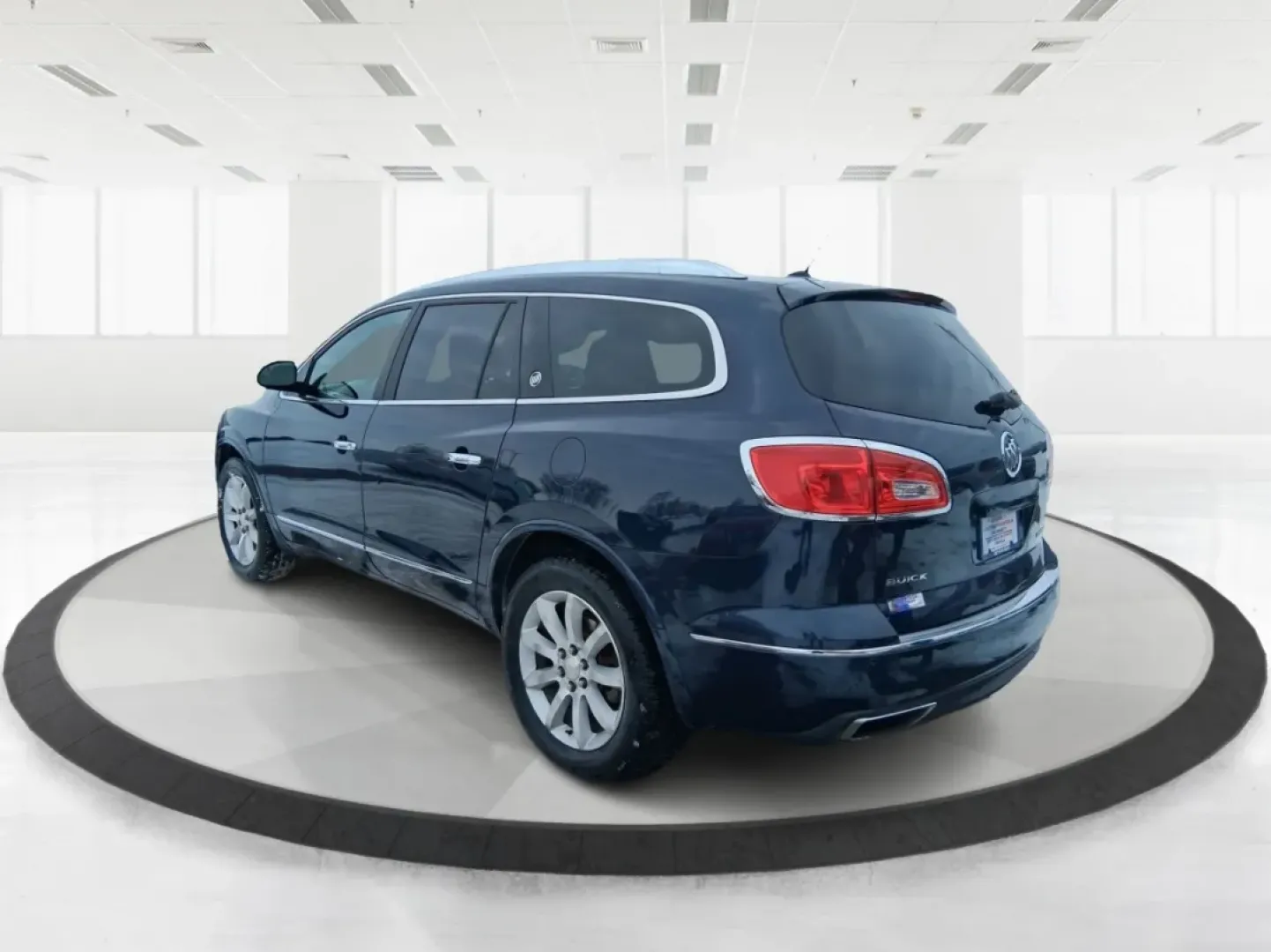 2015 Buick Enclave Premium (5GAKVCKD6FJ) with an 3.6L V-6 gasoline direct injection engine, 6-Speed Automatic Overdrive transmission, located at 4508 South Dixie Dr, Moraine, OH, 45439, (937) 908-9800, 39.689976, -84.218452 - Load up the family, cue the road-trip playlist, and enjoy the kind of comfortable, confident driving that makes everyday errands and weekend getaways feel easy. This 2015 Buick Enclave Premium in Dark Sapphire Blue Metallic is built for real life in Moraine-school drop-offs, long commutes up I75, an - Photo#3