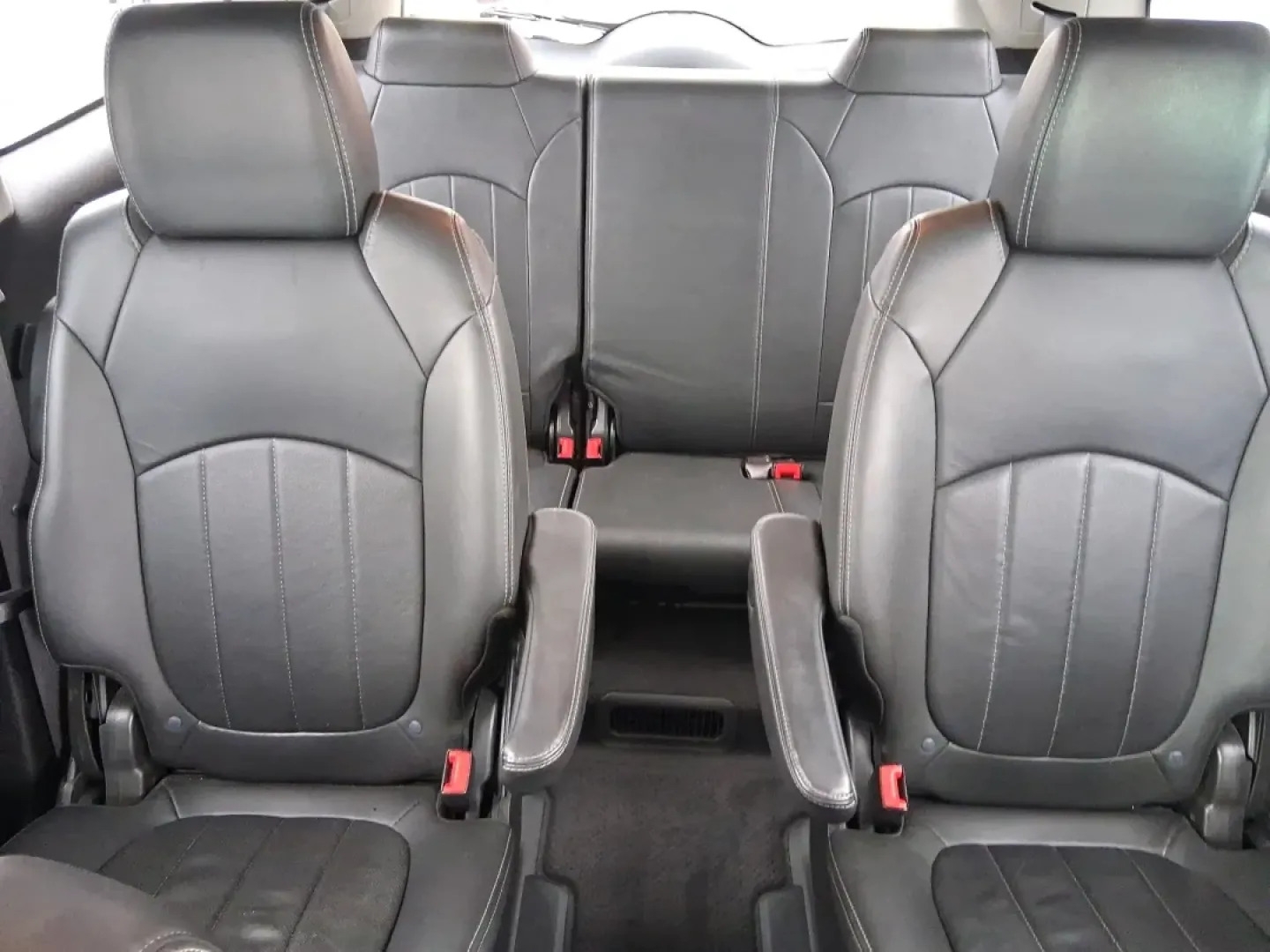 2015 Buick Enclave Premium (5GAKVCKD6FJ) with an 3.6L V-6 gasoline direct injection engine, 6-Speed Automatic Overdrive transmission, located at 4508 South Dixie Dr, Moraine, OH, 45439, (937) 908-9800, 39.689976, -84.218452 - Load up the family, cue the road-trip playlist, and enjoy the kind of comfortable, confident driving that makes everyday errands and weekend getaways feel easy. This 2015 Buick Enclave Premium in Dark Sapphire Blue Metallic is built for real life in Moraine-school drop-offs, long commutes up I75, an - Photo#13